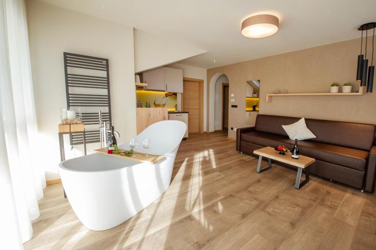 Aparthotel Haus Gregori Caldaro sulla Strada del Vino Exterior foto